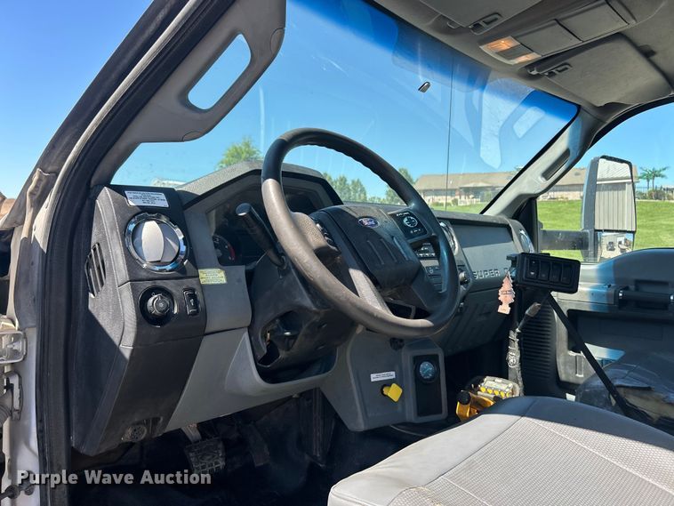 image for item FC2643 2017 Ford F750 Super Duty utility / service truck