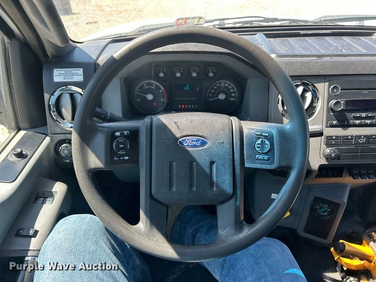 image for item FC2643 2017 Ford F750 Super Duty utility / service truck