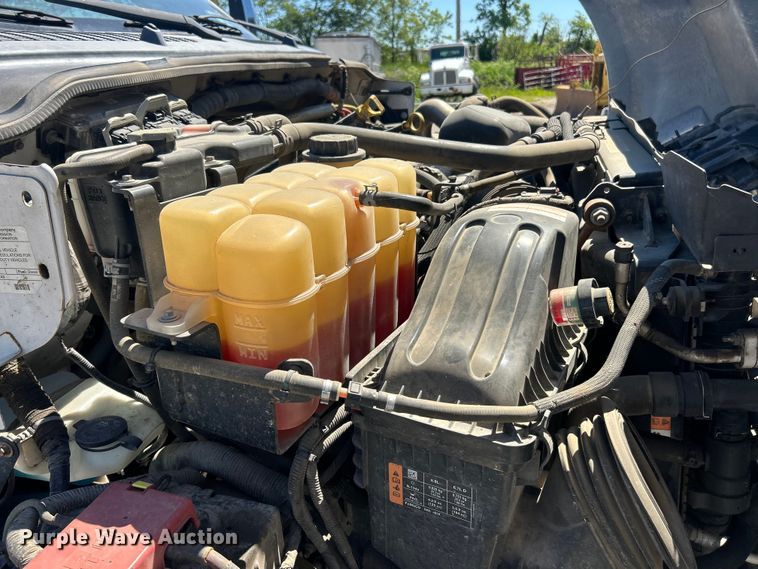 image for item FC2643 2017 Ford F750 Super Duty utility / service truck