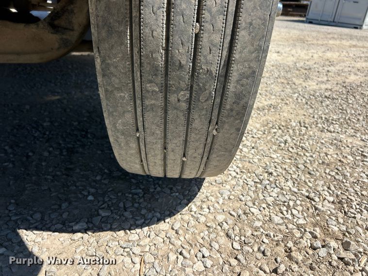 image for item FC2643 2017 Ford F750 Super Duty utility / service truck