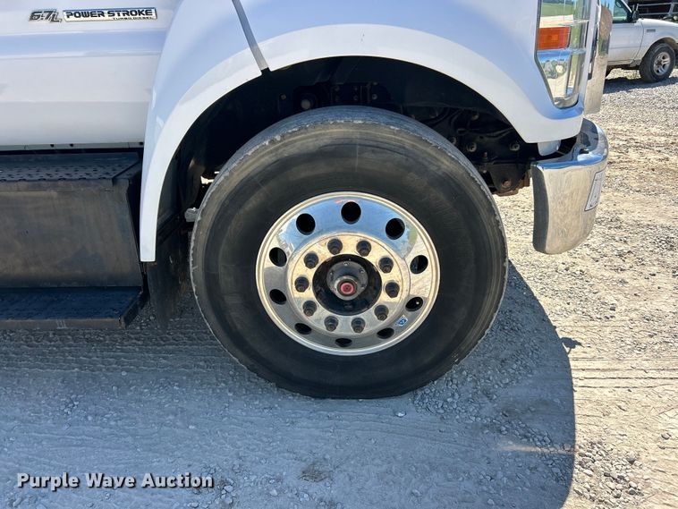 image for item FC2643 2017 Ford F750 Super Duty utility / service truck