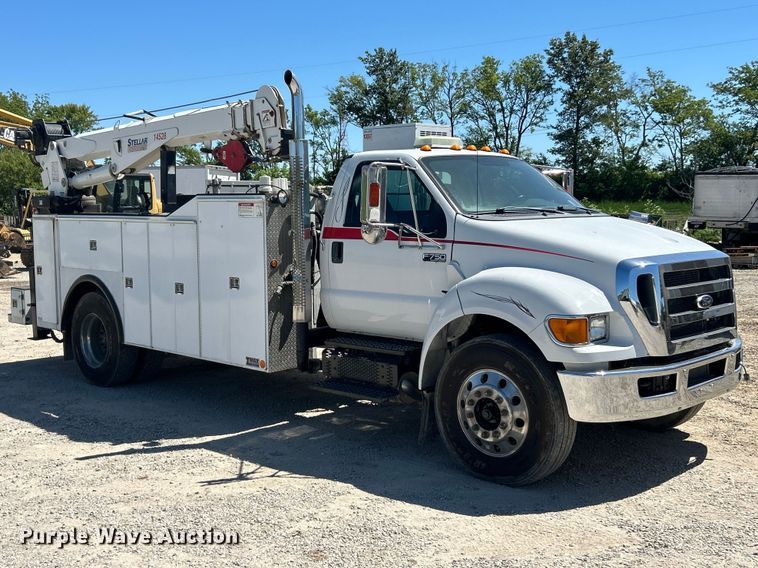 image for item FC2644 2013 Ford F750 XLT Super Duty utility / service truck