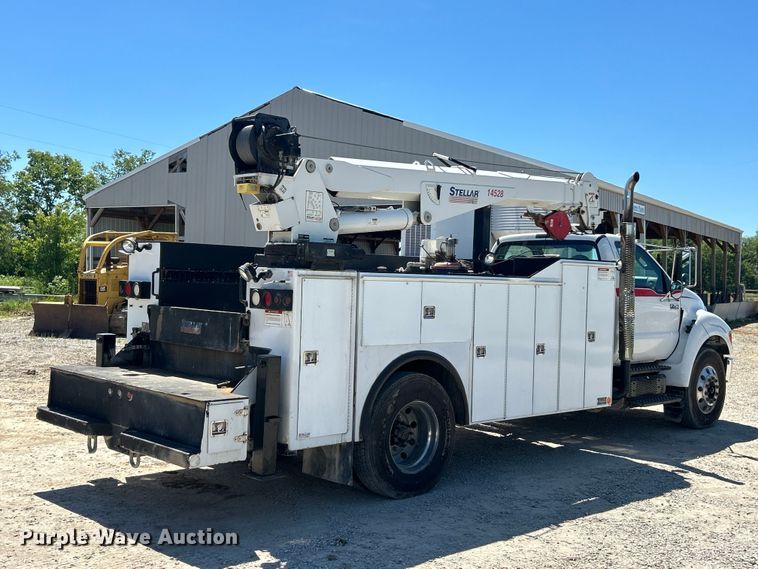image for item FC2644 2013 Ford F750 XLT Super Duty utility / service truck