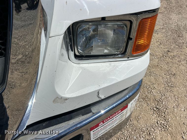 image for item FC2644 2013 Ford F750 XLT Super Duty utility / service truck