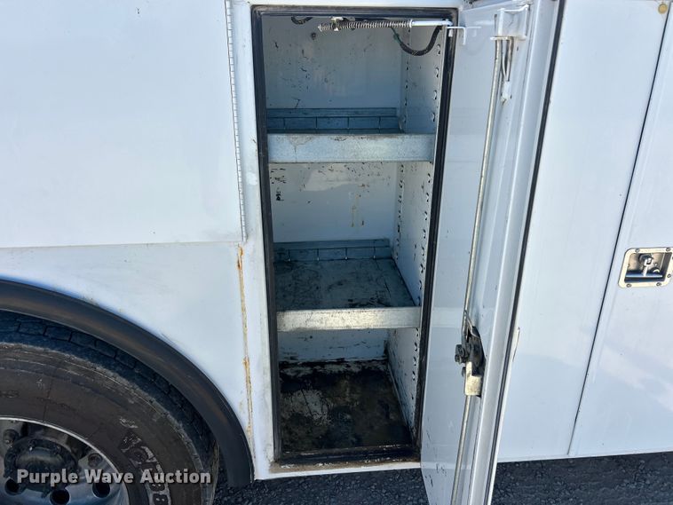 image for item FC2644 2013 Ford F750 XLT Super Duty utility / service truck