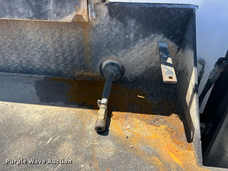 image for item FC2644 2013 Ford F750 XLT Super Duty utility / service truck