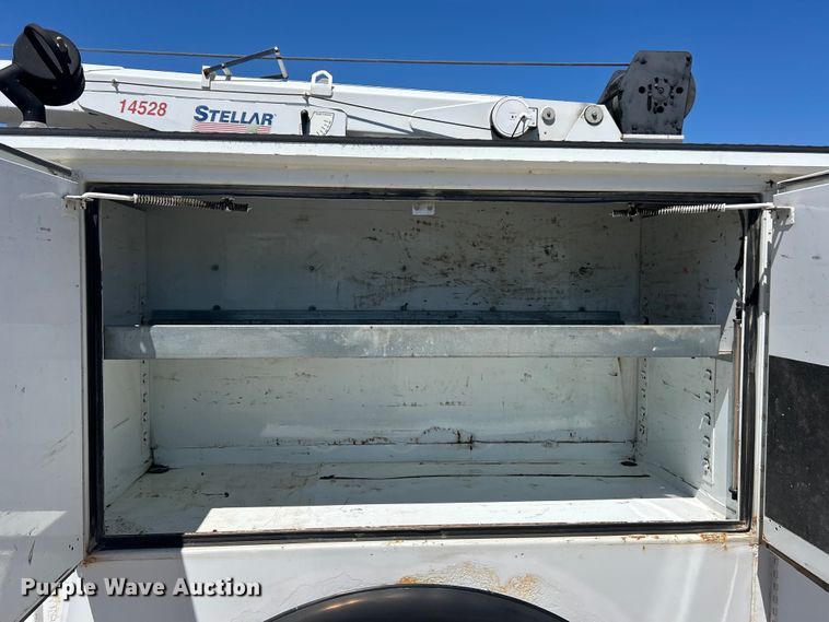 image for item FC2644 2013 Ford F750 XLT Super Duty utility / service truck