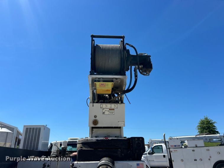 image for item FC2644 2013 Ford F750 XLT Super Duty utility / service truck