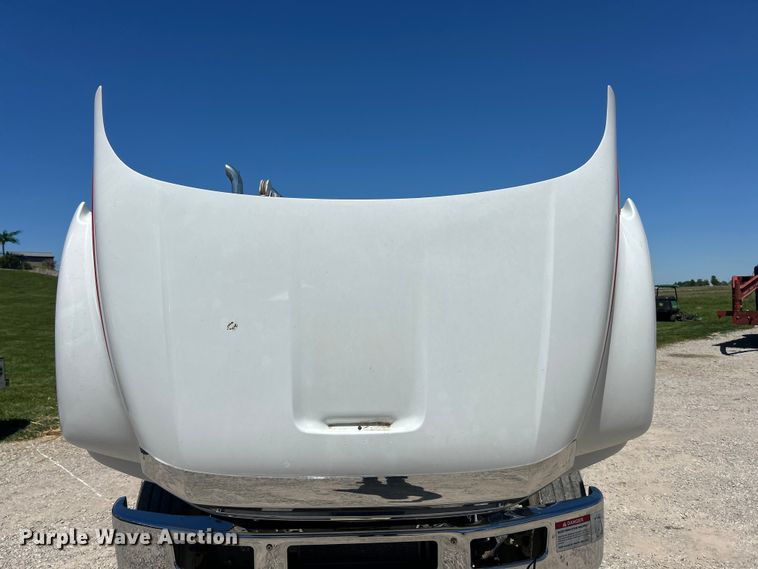 image for item FC2644 2013 Ford F750 XLT Super Duty utility / service truck