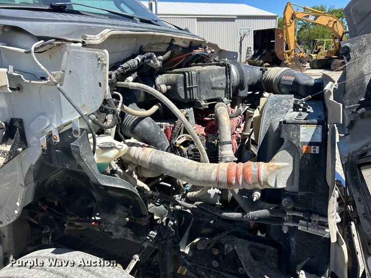 image for item FC2644 2013 Ford F750 XLT Super Duty utility / service truck
