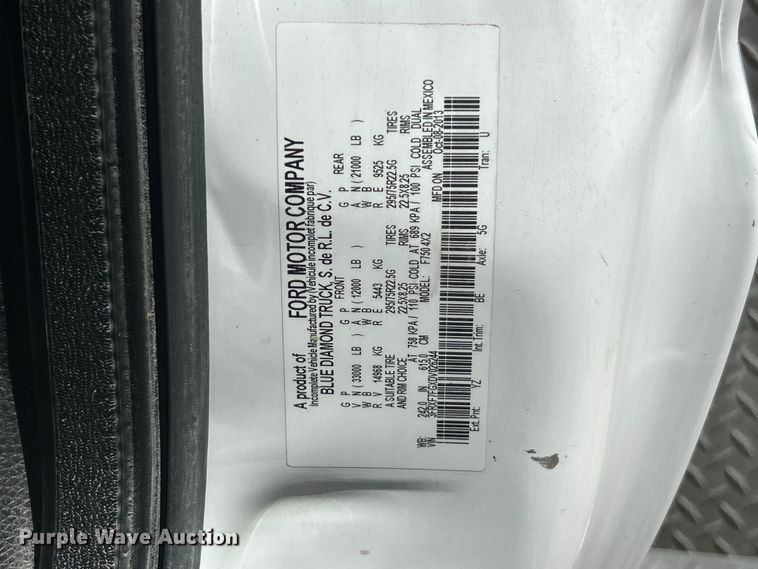 image for item FC2644 2013 Ford F750 XLT Super Duty utility / service truck