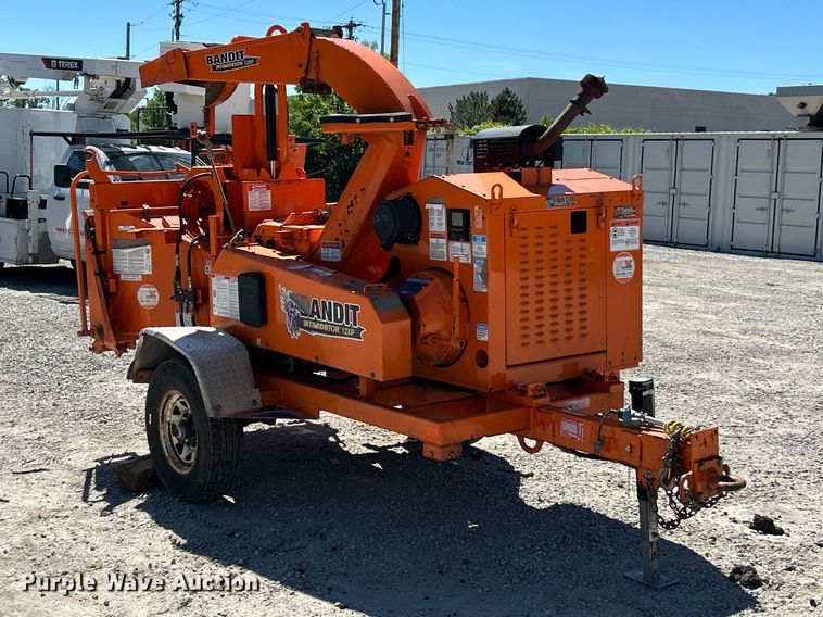 image for item FC2648 2020 Bandit Intimidator 12XP wood chipper