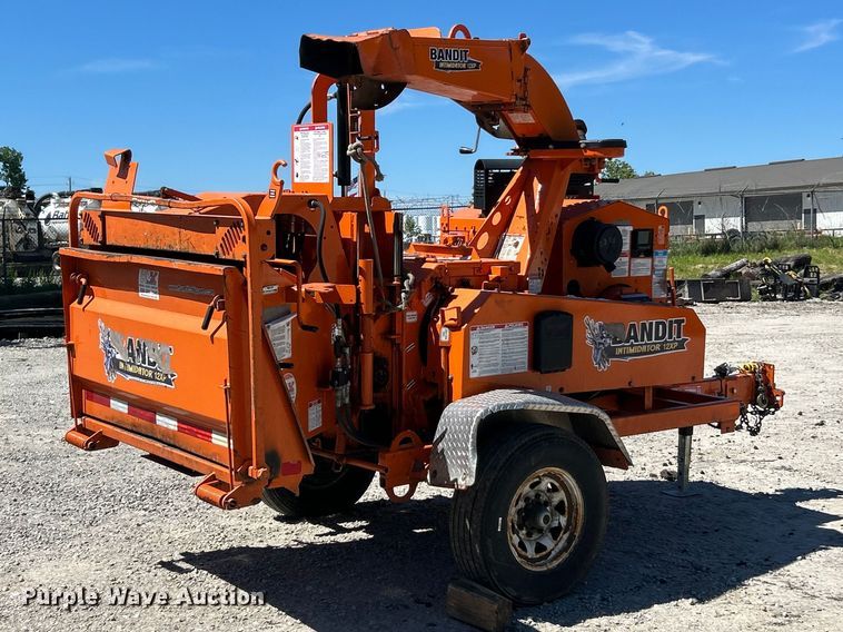 image for item FC2648 2020 Bandit Intimidator 12XP wood chipper