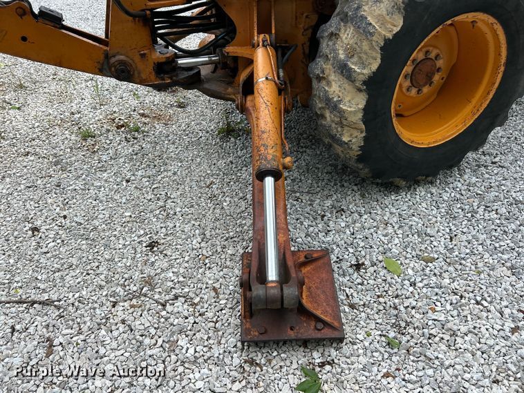 image for item FC2664 1981 Case 580D backhoe