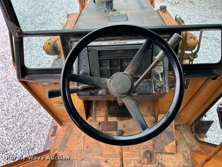 image for item FC2664 1981 Case 580D backhoe