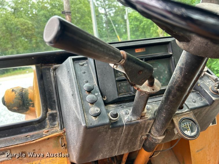 image for item FC2664 1981 Case 580D backhoe