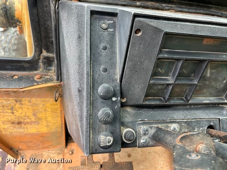 image for item FC2664 1981 Case 580D backhoe