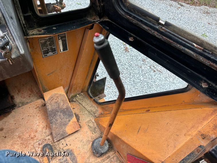 image for item FC2664 1981 Case 580D backhoe