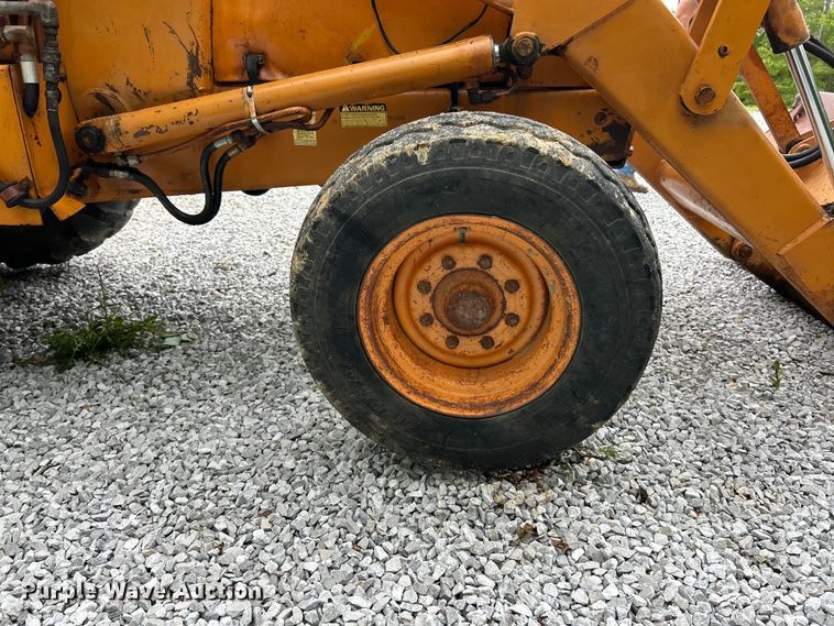 image for item FC2664 1981 Case 580D backhoe
