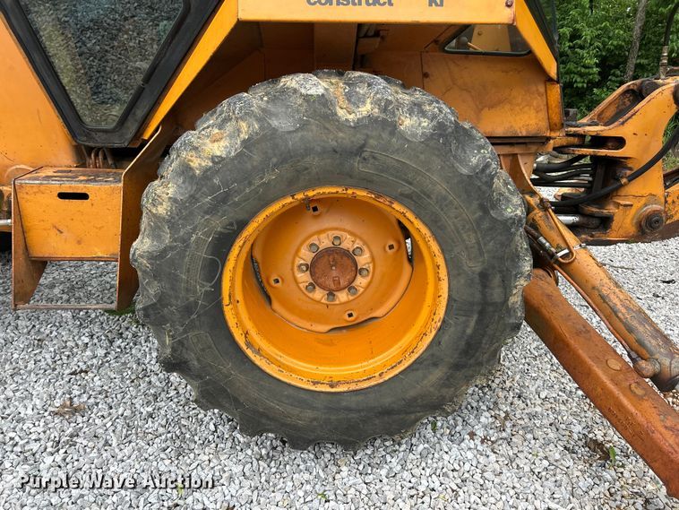 image for item FC2664 1981 Case 580D backhoe