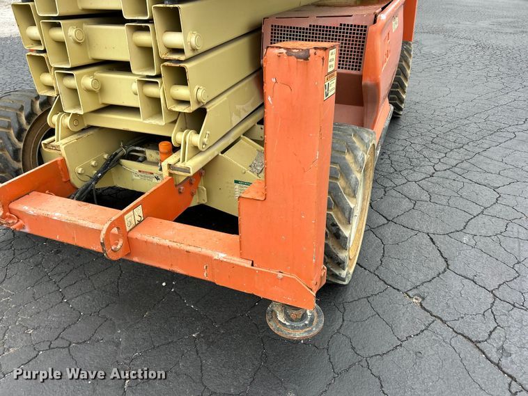image for item FC2665 JLG 4394RT scissor lift
