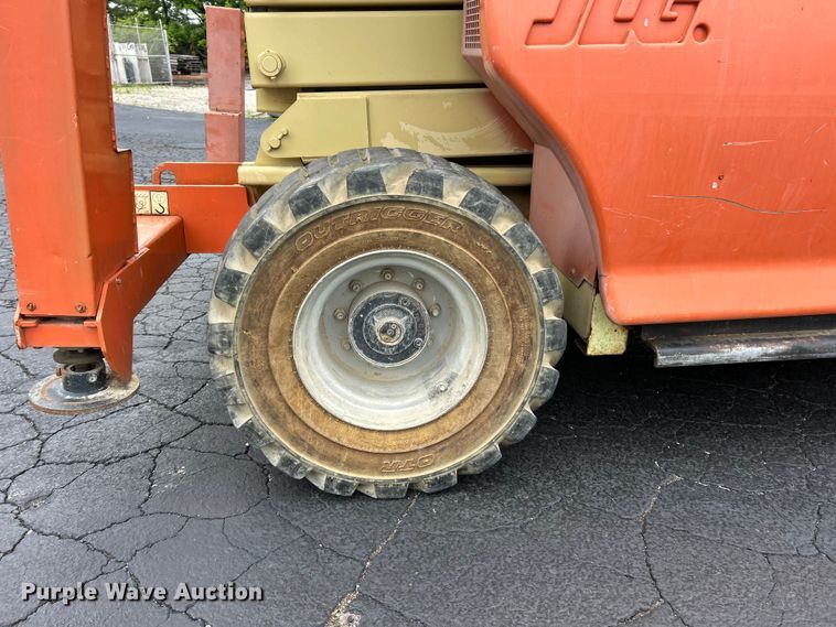image for item FC2665 JLG 4394RT scissor lift