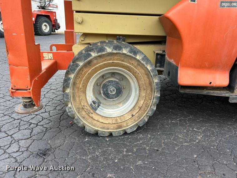 image for item FC2665 JLG 4394RT scissor lift