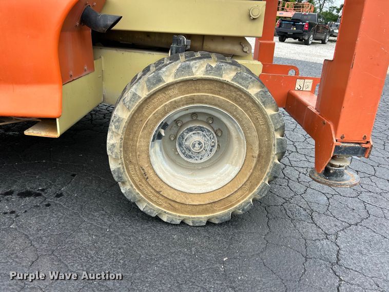 image for item FC2665 JLG 4394RT scissor lift