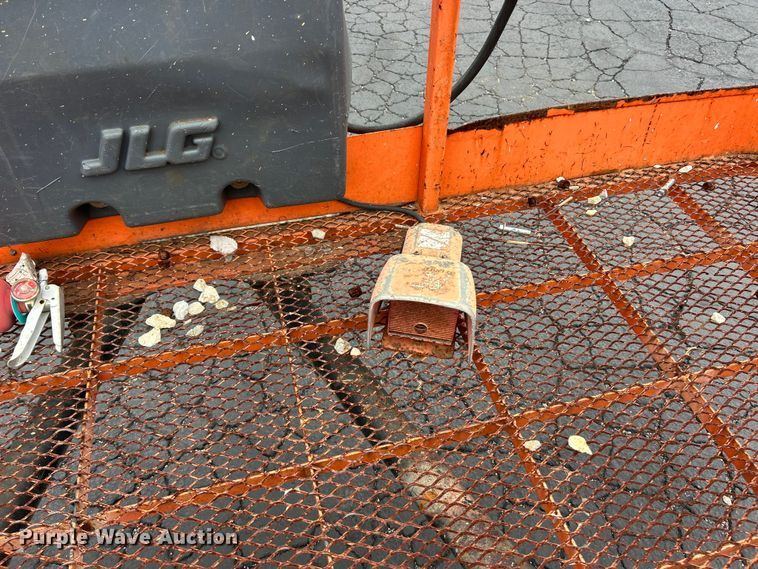 image for item FC2666 2005 JLG 600S boom lift