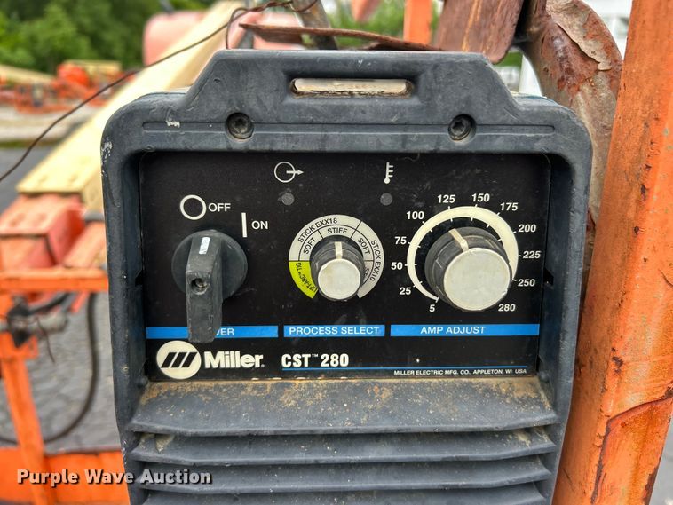 image for item FC2666 2005 JLG 600S boom lift