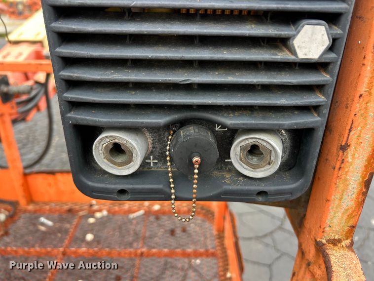 image for item FC2666 2005 JLG 600S boom lift