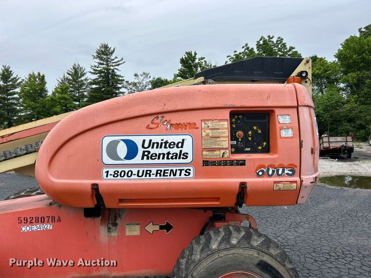 image for item FC2666 2005 JLG 600S boom lift