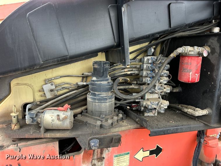 image for item FC2666 2005 JLG 600S boom lift