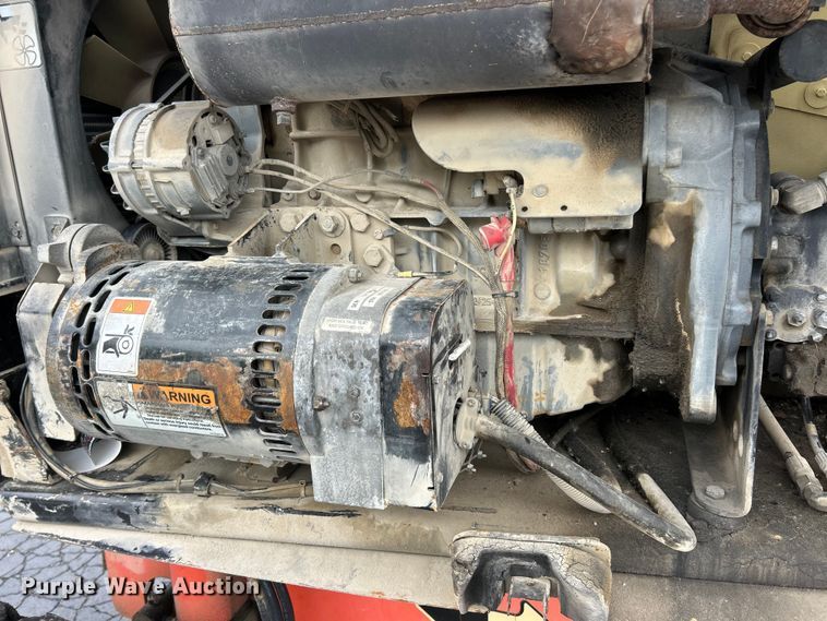 image for item FC2666 2005 JLG 600S boom lift