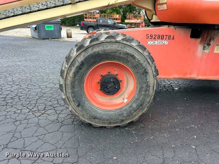image for item FC2666 2005 JLG 600S boom lift