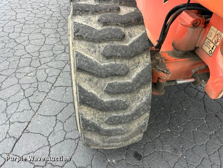 image for item FC2666 2005 JLG 600S boom lift