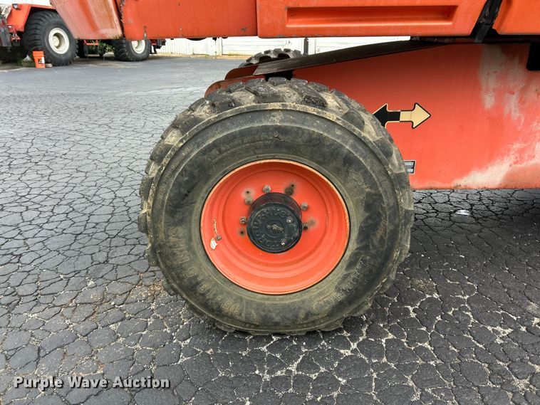 image for item FC2666 2005 JLG 600S boom lift