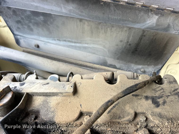 image for item FC2667 2005 JLG 660SJ boom lift