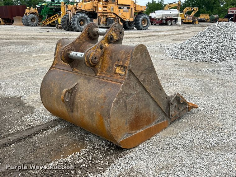 image for item FC2670 Caterpillar 60