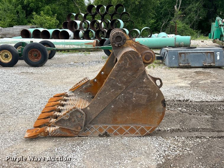 image for item FC2670 Caterpillar 60