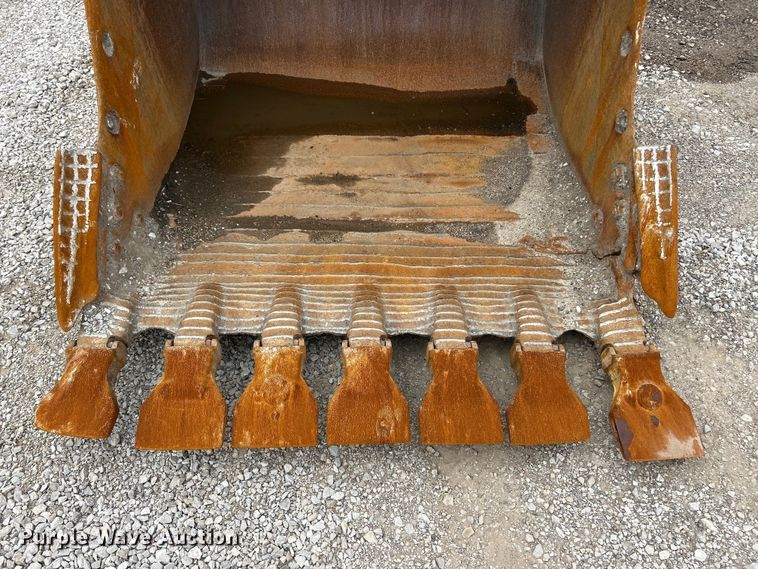 image for item FC2670 Caterpillar 60