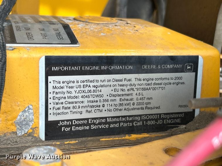 image for item FC2672 2000 John Deere 444H wheel loader