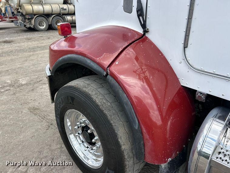 image for item FC2673 2003 Peterbilt PB330 dump truck