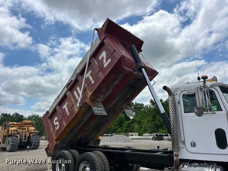 image for item FC2673 2003 Peterbilt PB330 dump truck