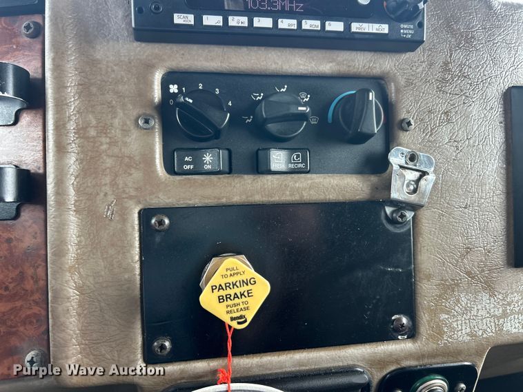 image for item FC2673 2003 Peterbilt PB330 dump truck