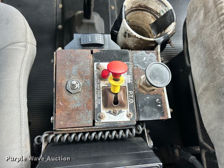 image for item FC2673 2003 Peterbilt PB330 dump truck