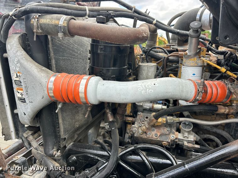 image for item FC2673 2003 Peterbilt PB330 dump truck