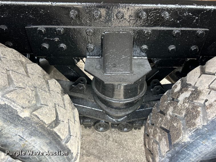 image for item FC2673 2003 Peterbilt PB330 dump truck
