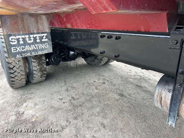 image for item FC2673 2003 Peterbilt PB330 dump truck