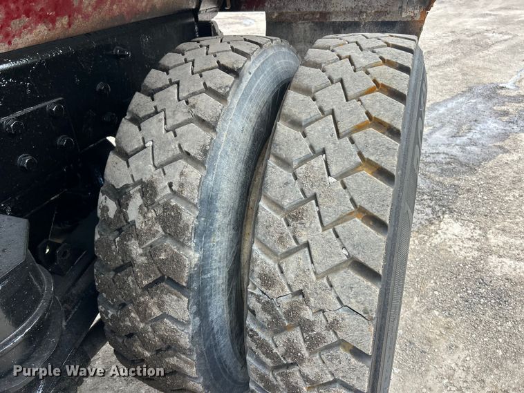 image for item FC2673 2003 Peterbilt PB330 dump truck